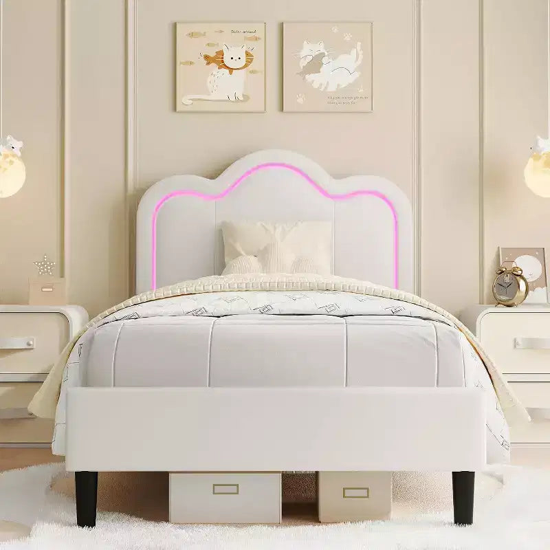 Struttura letto a piattaforma singola imbottita beige/rosa con testiera a forma di orsetto e LED RGB, nessun bisogno di rete a molle