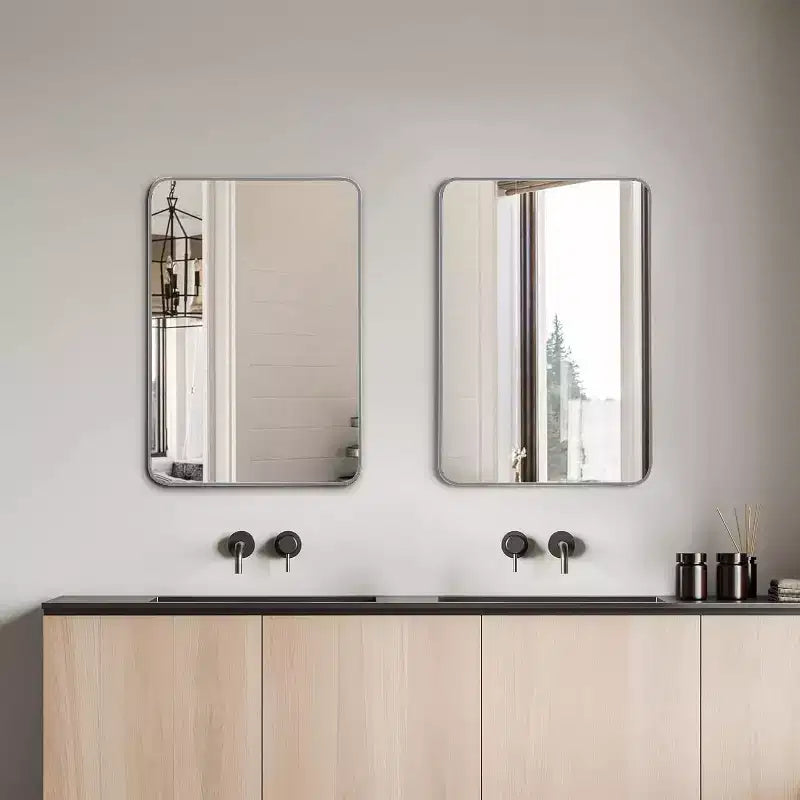 Specchio da parete rettangolare con cornice in alluminio color argento, 1 persona