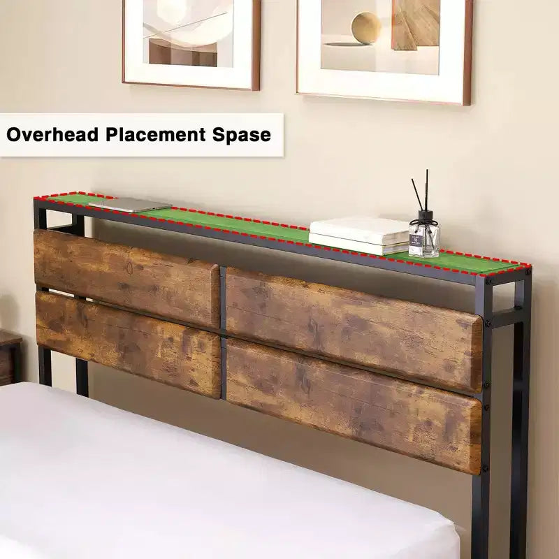 Telaio per letto a piattaforma vintage in metallo marrone e nero con testiera in legno, Full/Queen, per 1